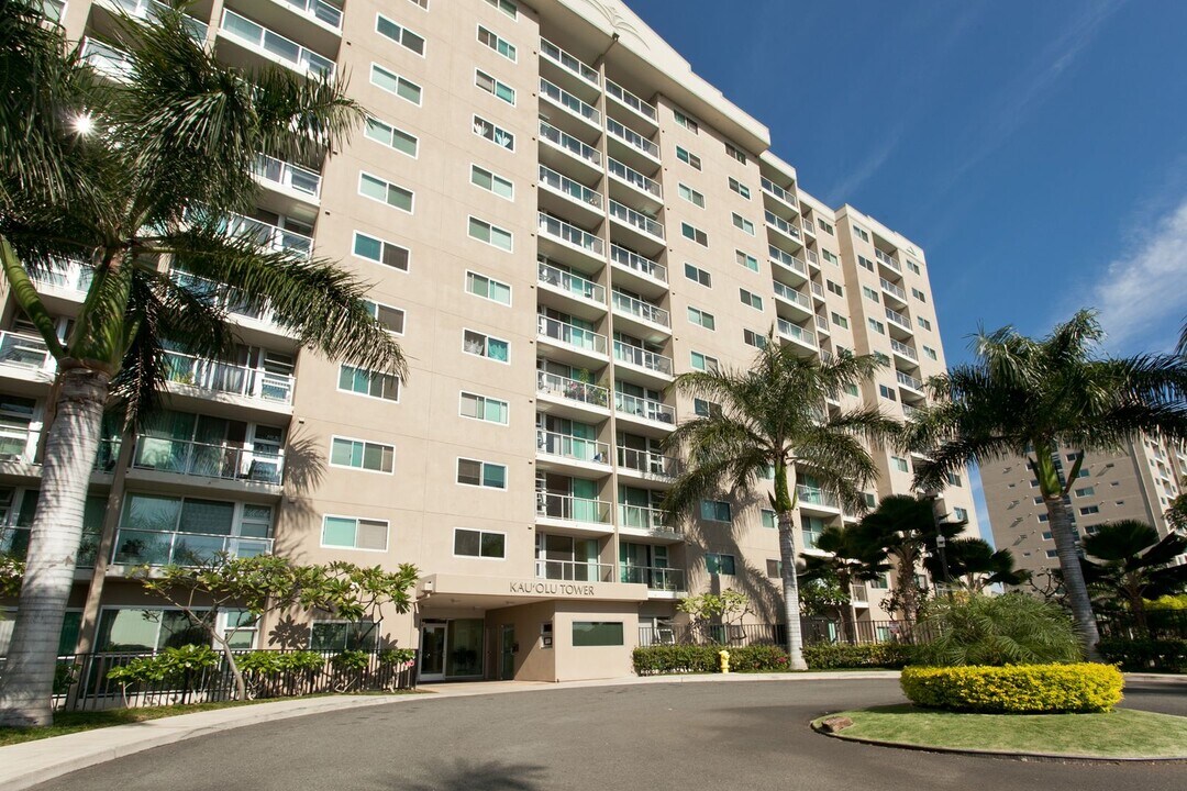 94-979-979 Kau'Olu Pl in Waipahu, HI - Building Photo