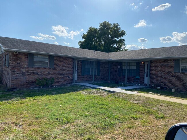 property at 1336 W Fowler Dr