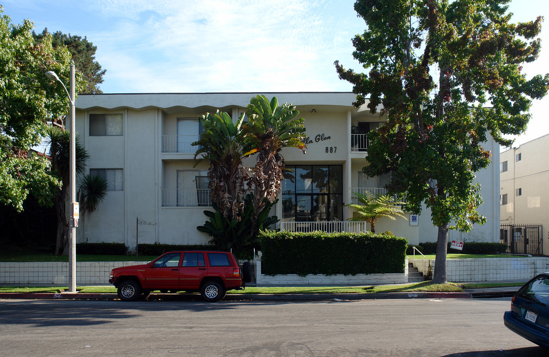 The Villa Glen in Inglewood, CA - Building Photo