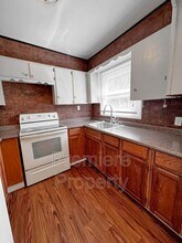 7111 NE 52nd St in Kansas City, MO - Building Photo - Building Photo