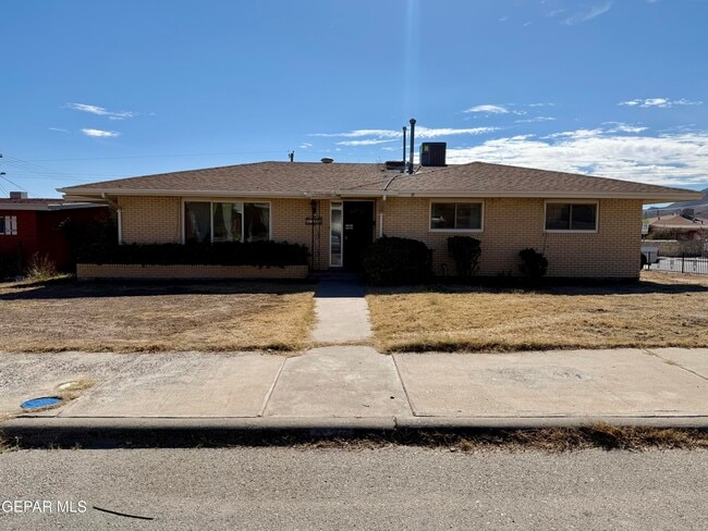 property at 2900 Polk Ave