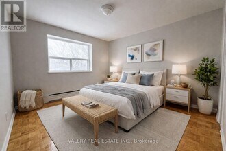 1780 Lawrence Ave E in Toronto, ON - Building Photo - Building Photo