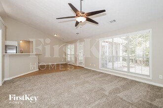 2014 Manor Oak Ln in Buford, GA - Building Photo - Building Photo