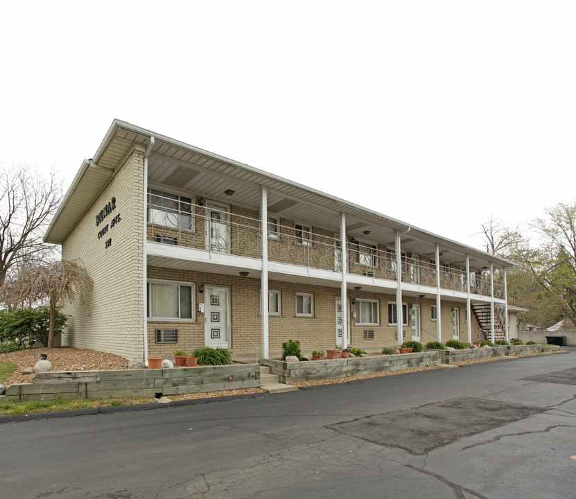 Bilmar Court in Clawson, MI - Building Photo