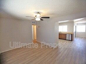 4706 W Aire Libre Ave in Glendale, AZ - Building Photo - Building Photo