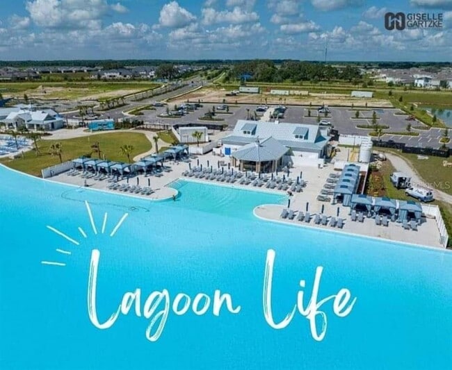 11208 Cay Spruce Wy in San Antonio, FL - Building Photo - Building Photo