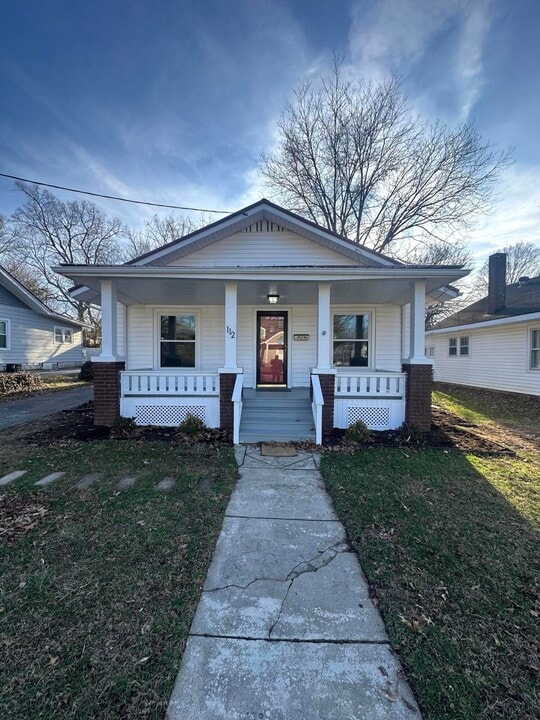 112 Penmoken Park in Lexington, KY - Building Photo