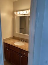 4612 Croftshire Dr in Dayton, OH - Foto de edificio - Building Photo