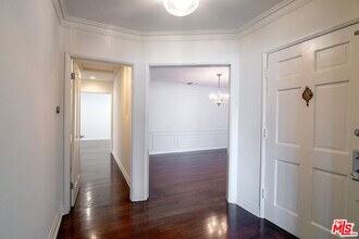 326 N Vista St in Los Angeles, CA - Building Photo - Building Photo