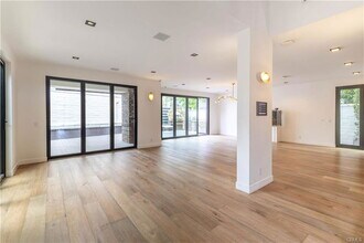 6 Jupiter Hills Dr in Newport Beach, CA - Building Photo - Building Photo
