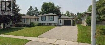 87 Scott Rd in Cambridge, ON - Building Photo