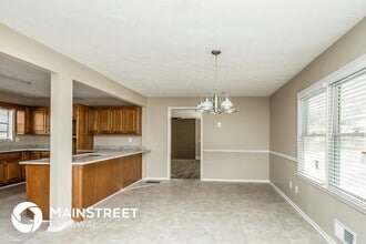 3835 Sunny Hill Dr in Loganville, GA - Foto de edificio - Building Photo