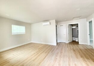 120 Berry St in Roseville, CA - Building Photo - Building Photo