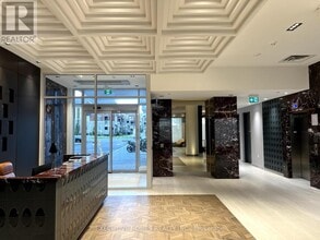 412 Silver Maple Rd in Oakville, ON - Building Photo - Building Photo