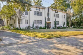 1515 E Lakeview Ave in Pensacola, FL - Building Photo - Building Photo