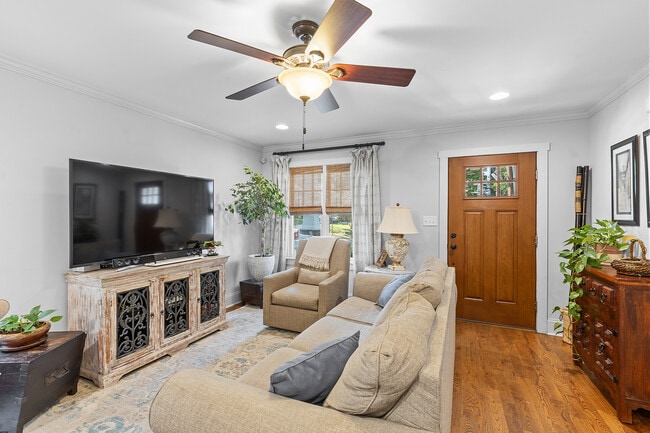 2119 Wilmore Dr in Charlotte, NC - Building Photo - Building Photo