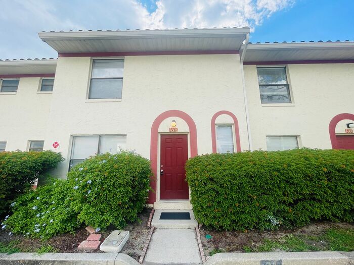 1602 Bending Brk Wy in Orlando, FL - Building Photo