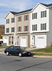 1303 Delbert Ave in Dundalk, MD - Foto de edificio - Building Photo