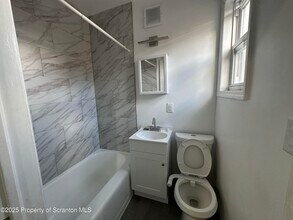 306 Wyoming Ave in Wyoming, PA - Building Photo - Building Photo