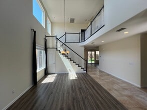 10878 Waterbrook Way in Gold River, CA - Building Photo - Building Photo