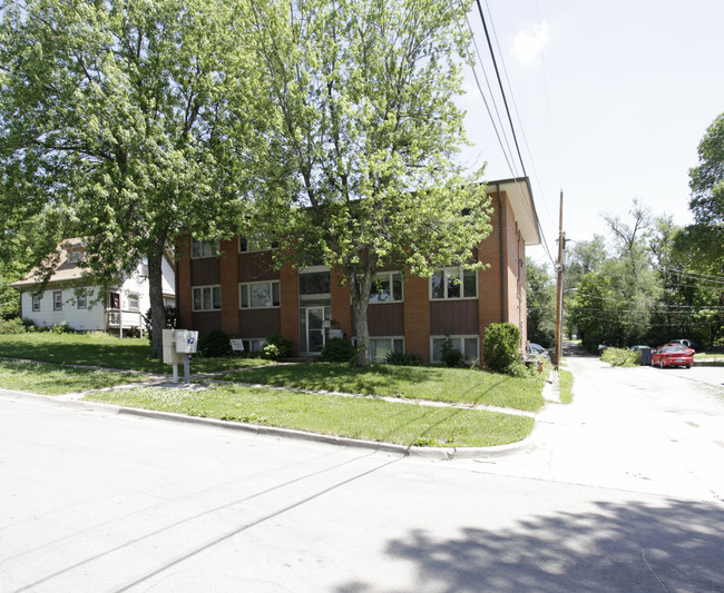 3820 S 46th St in Lincoln, NE - Foto de edificio - Building Photo