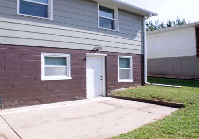 4201 S 52nd St in Lincoln, NE - Building Photo - Building Photo