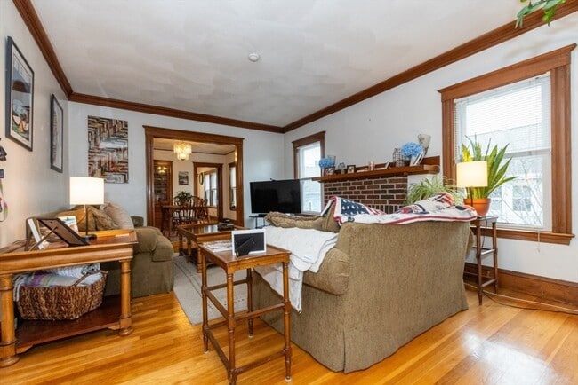 17-19-19 Worcester St in Belmont, MA - Building Photo - Building Photo