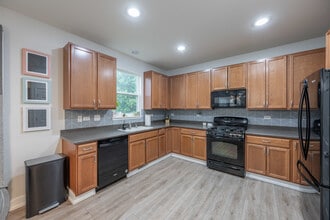 4333 Schofield Dr in Oswego, IL - Building Photo - Building Photo