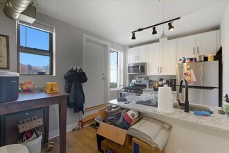 4004 N Bell Ave in Chicago, IL - Building Photo - Building Photo