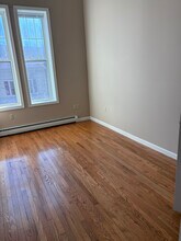 97 Main St in Berlin, NH - Foto de edificio - Building Photo