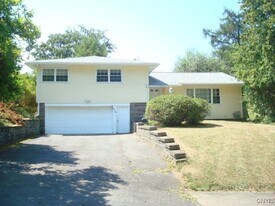 210 Hurlburt Rd in Syracuse, NY - Building Photo