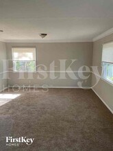 3526 N Faculty Dr in Indianapolis, IN - Building Photo - Building Photo