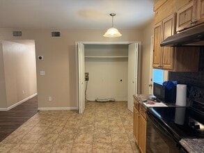 157 Norma St in Gladewater, TX - Foto de edificio - Building Photo