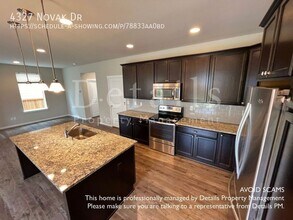 4327 Novak Dr SW in Port Orchard, WA - Building Photo - Building Photo