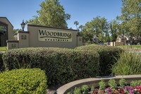 Building Photo - Woodbridge Apartamentos in Sacramento, California