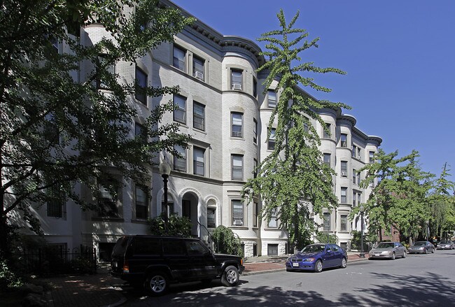 St. Botolph Street Apartments in Boston, MA - Building Photo - Building Photo