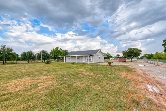 28725 Clay Rd in Katy, TX - Building Photo - Building Photo