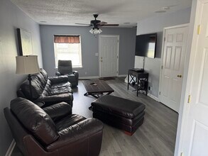 6622 Poplar Woods Cir S in Germantown, TN - Building Photo - Building Photo