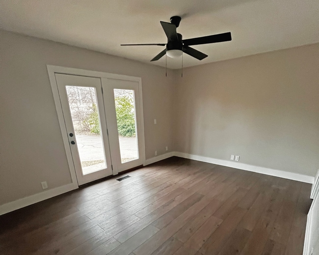 property at 5714 E 33rd Ct