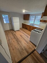 92 Mooney Ln in Charleston, WV - Foto de edificio - Building Photo