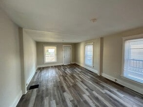 3957 Trevor Ave in Cheviot, OH - Building Photo - Building Photo