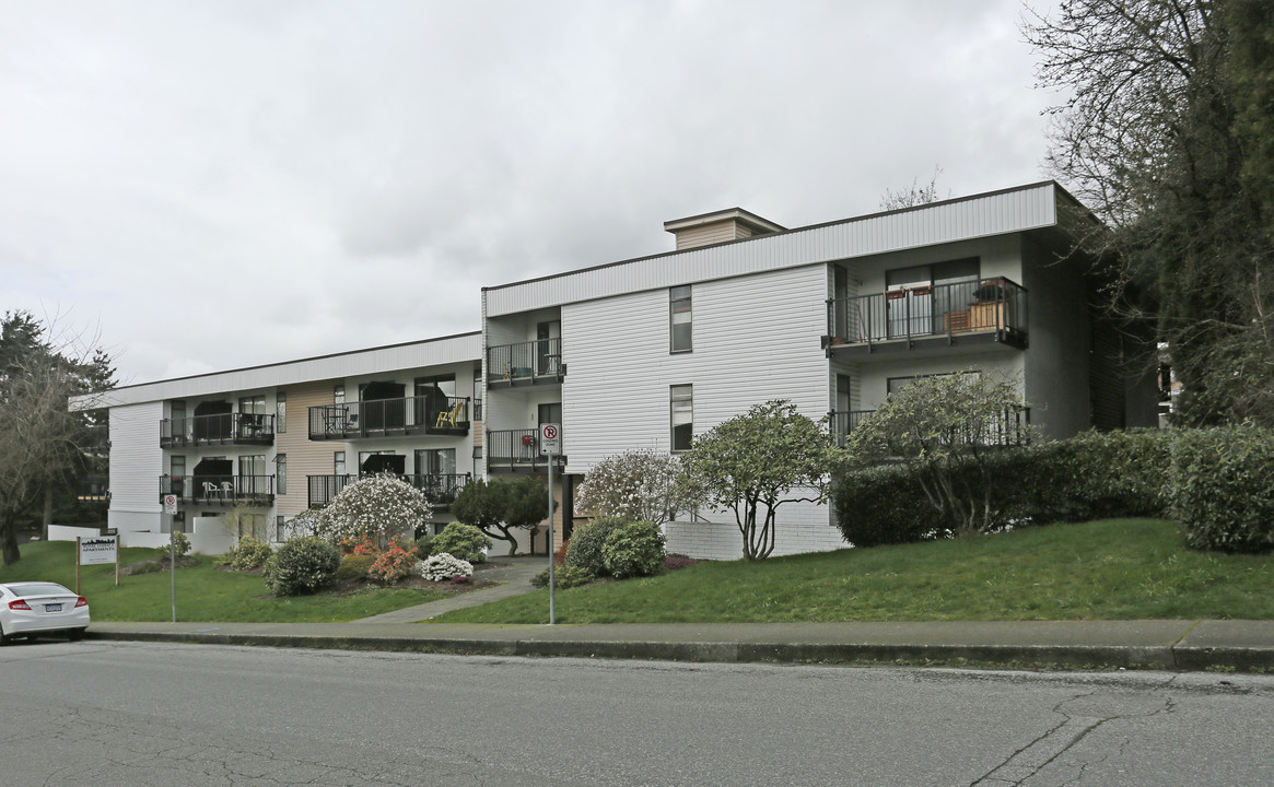 Royal Terrace Apartments in New Westminster, BC - Building Photo