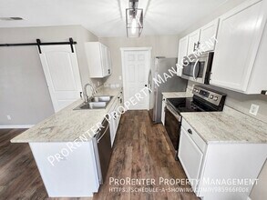 1984 N 2125 W in Clinton, UT - Building Photo - Building Photo