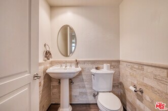 1530 Camden Ave-Unit -304 in Los Angeles, CA - Building Photo - Building Photo