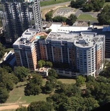 54 Rainey St in Austin, TX - Building Photo - Building Photo