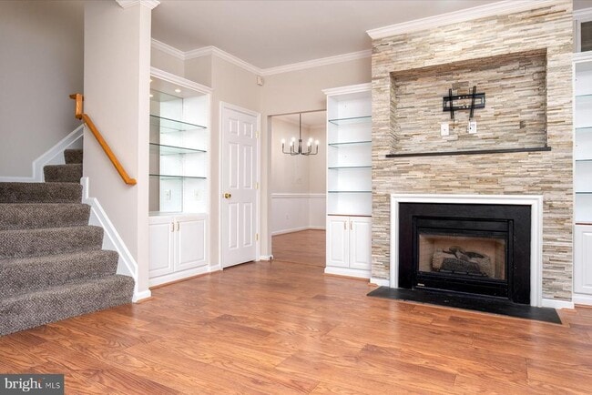 property at 77 Harbour Heights Dr