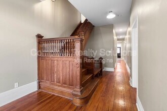 2137 Russell Blvd in St. Louis, MO - Building Photo - Building Photo