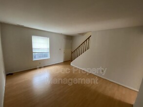 5235 King's Wood Ln in King George, VA - Building Photo - Building Photo