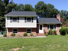 2000 Milbank Rd in Richmond, VA - Building Photo