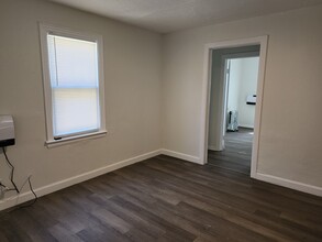 2020 NE 16th Terrace in Oklahoma City, OK - Foto de edificio - Building Photo